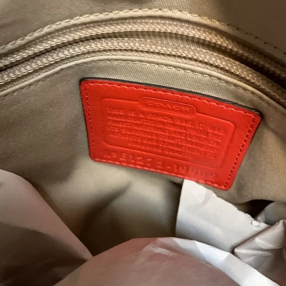 Coach tote - Picture 12 of 13